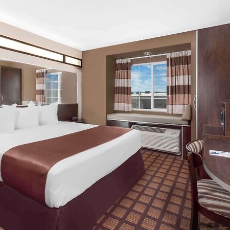 Microtel Inn & Suites By Wyndham Midland Eksteriør billede